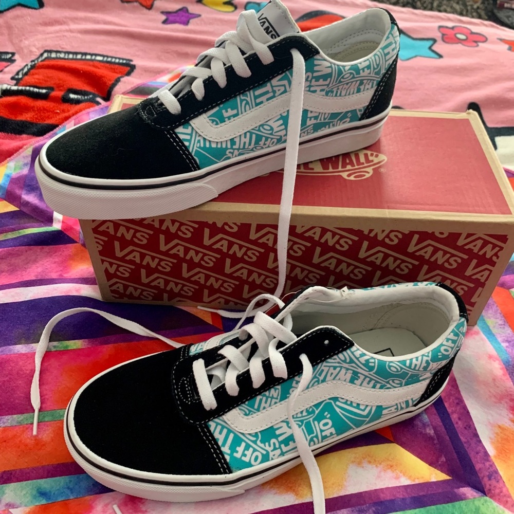 Vans Ward Lo Logo Bluebird Women’s Vans 🦋